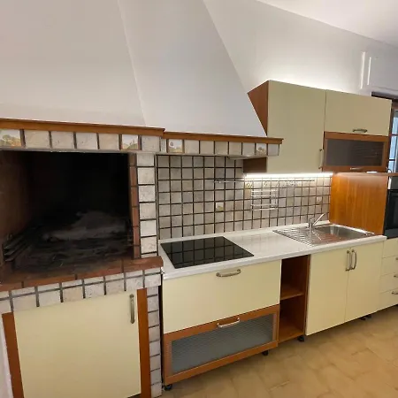 Mastricale فيلة بوتينيانو